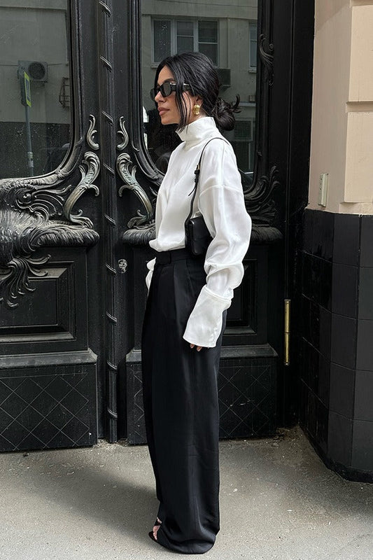 Minimalist Satin Turtleneck Bloshope