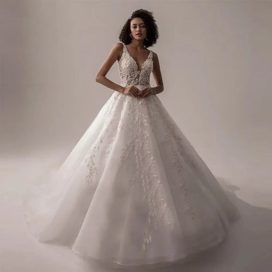 V-Neck Sleeveless Lace Wedding Dress