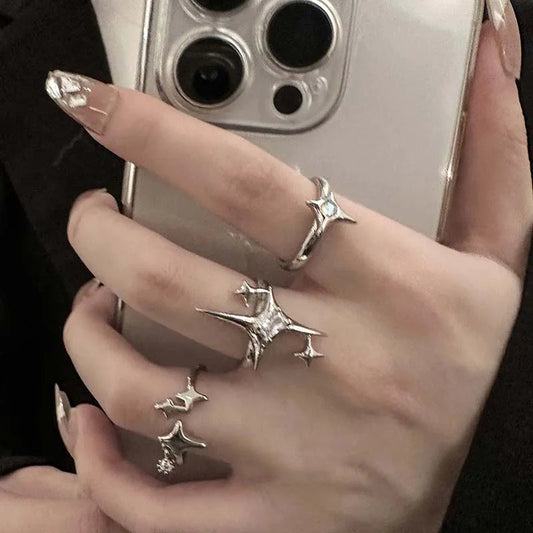 Gender-neutral Vintage Wings Skeleton Gothic Ring