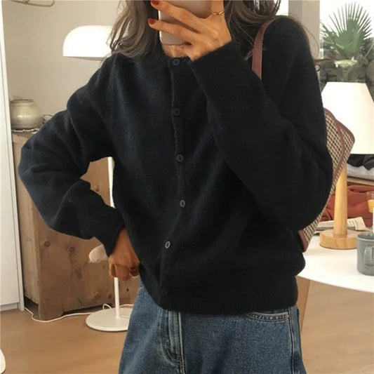 Single Breasted Solid Round Neck Knitted Cardigan