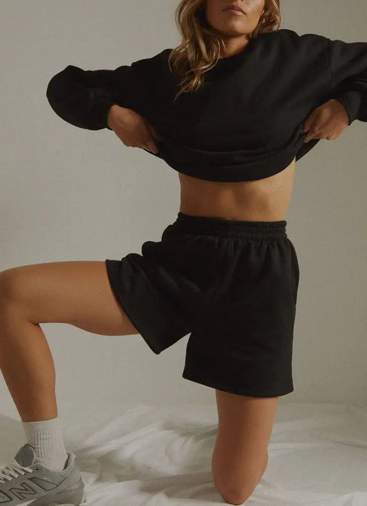 Solid Wide Leg Slant Pocket Short