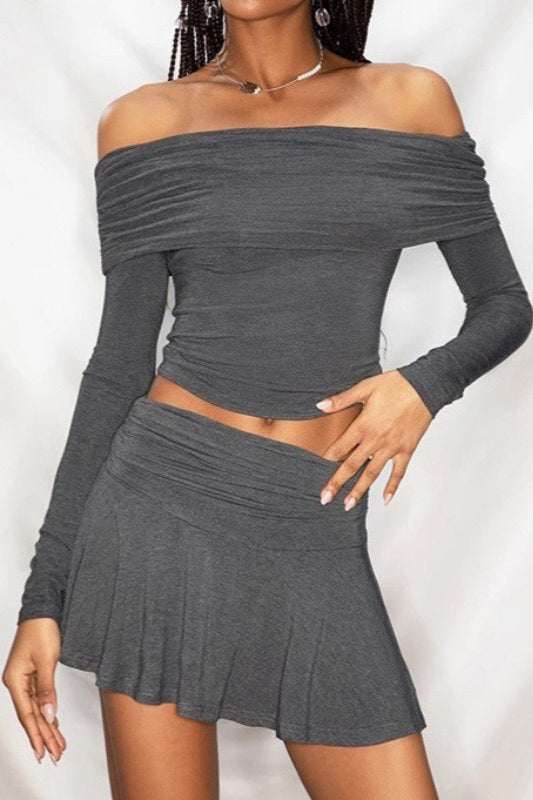 Off-Shoulder Ruched Knit Crop Slim T-shirt Shorts Knit Top