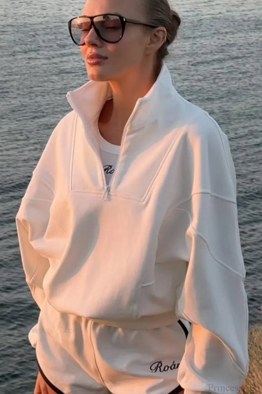 Solid Minimalist Relaxed Stand Collar Half-Zip Sweatshirts