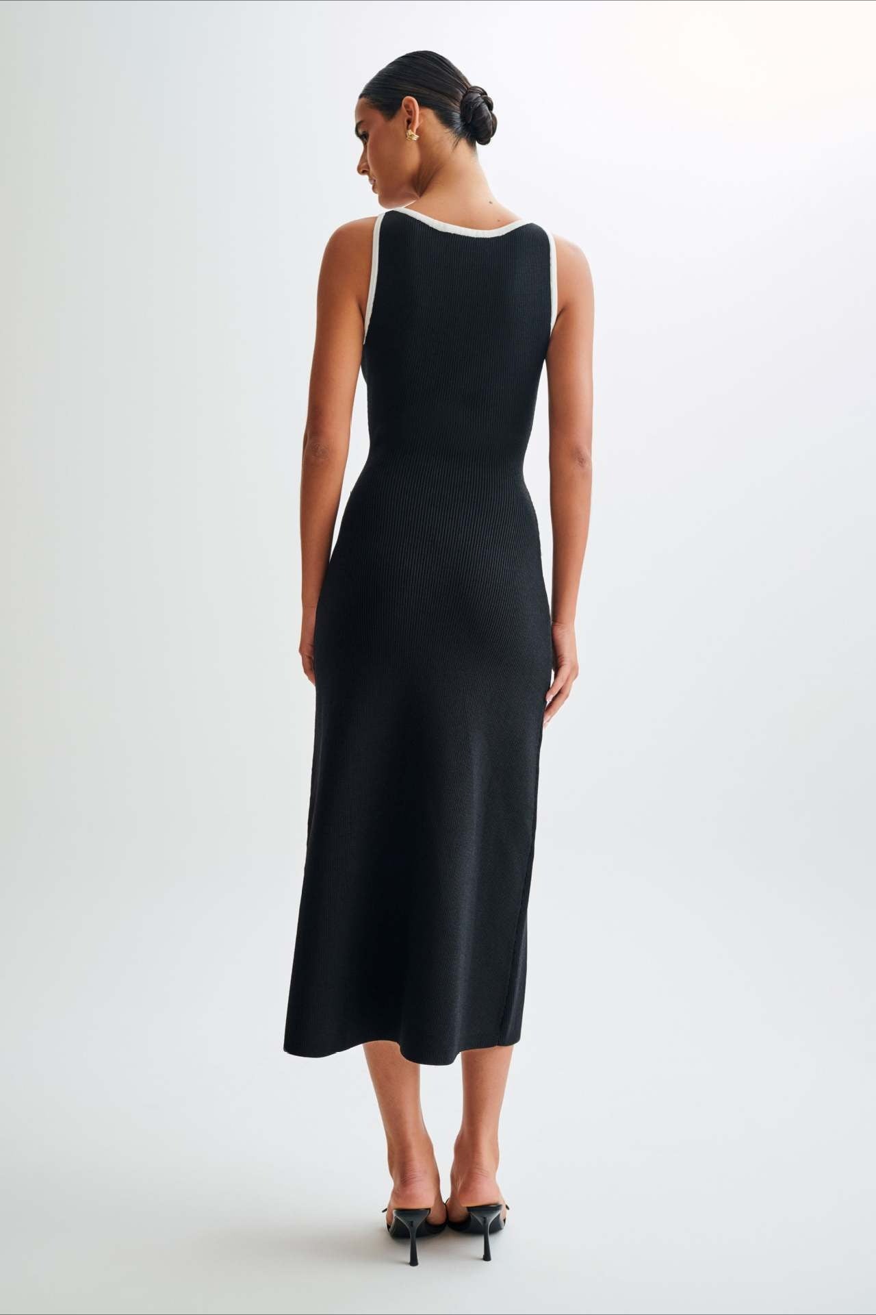 Knit Sleeveless Bodycon Sweater Dress