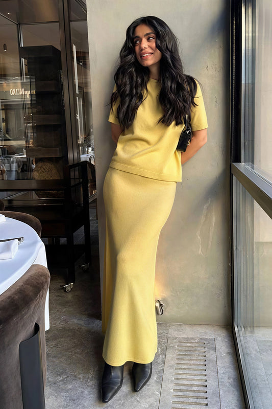 Minimalist Knit Short Sleeve Skirt Set