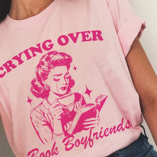Retro Fantasy Romance Reader Graphic T-shirt