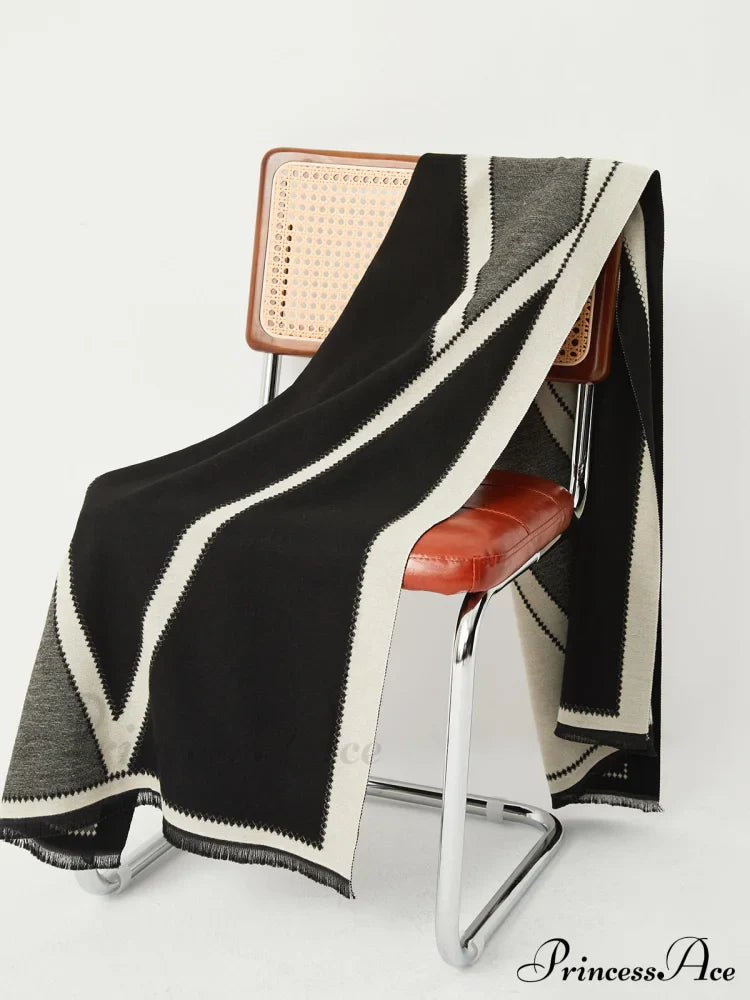 Contrast Color Graceful Geometric Scarf Scarves