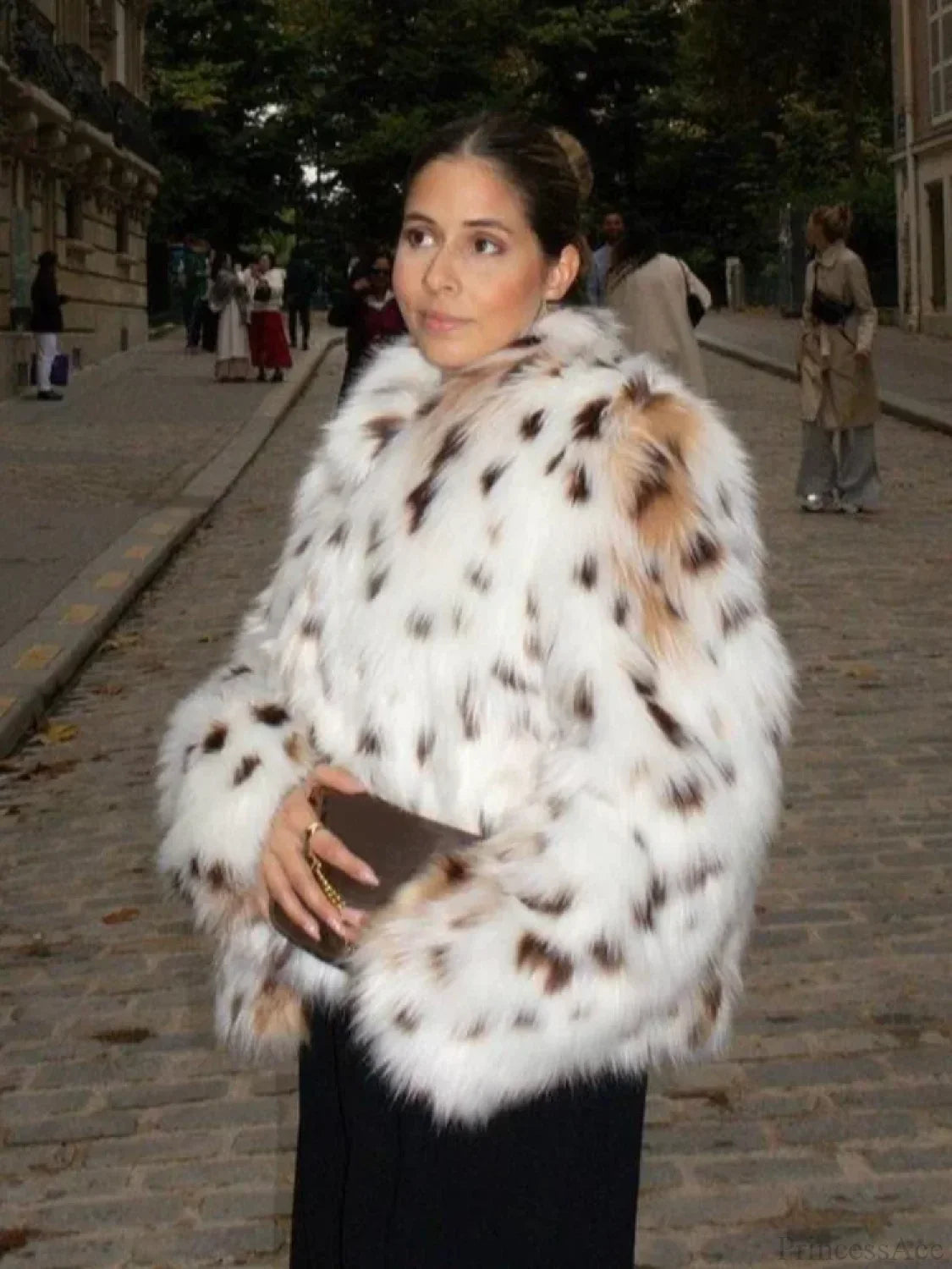 Contrast Stand Collar Faux Fur Coat Coats-241208