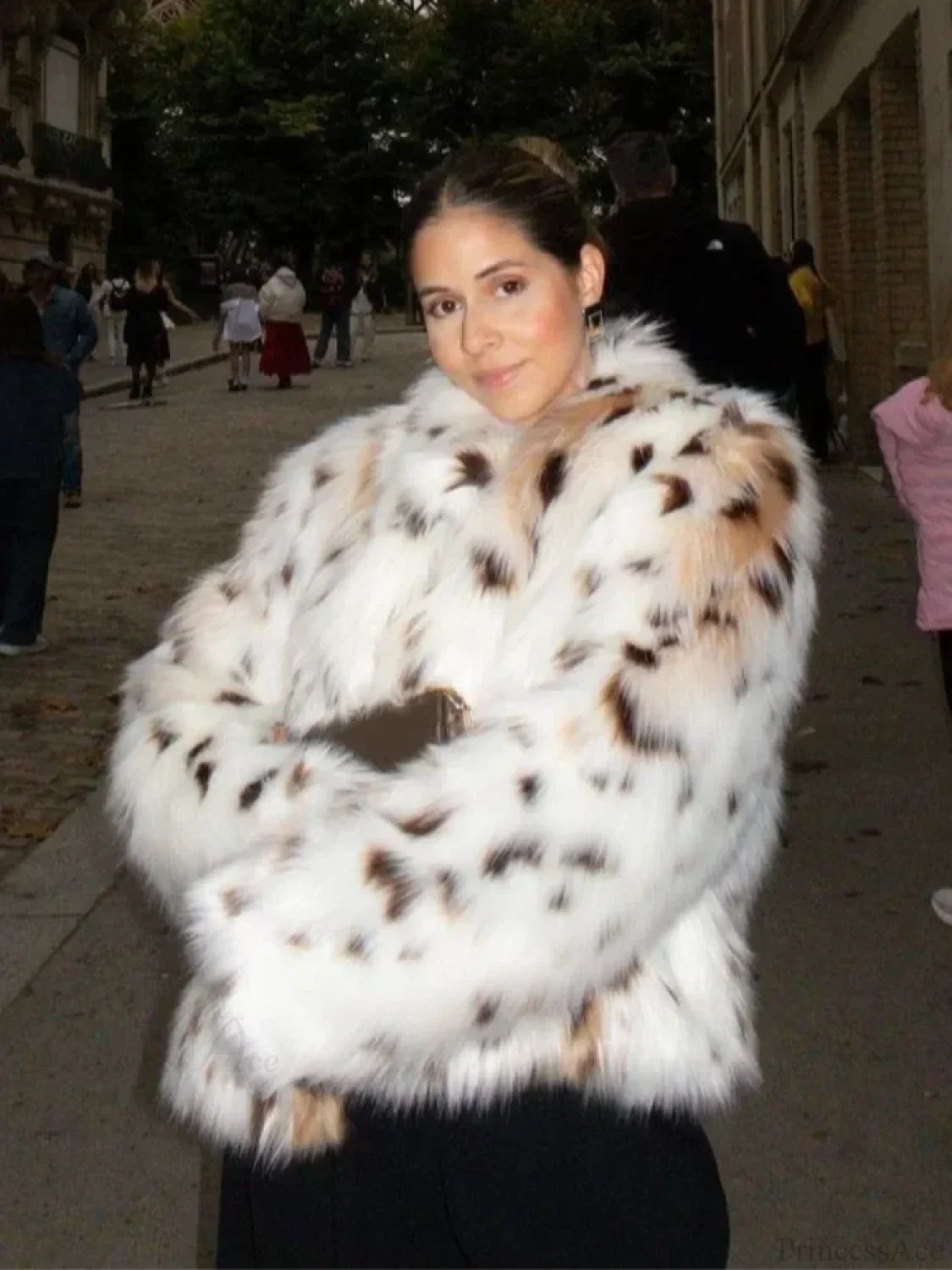 Contrast Stand Collar Faux Fur Coat Coats-241208