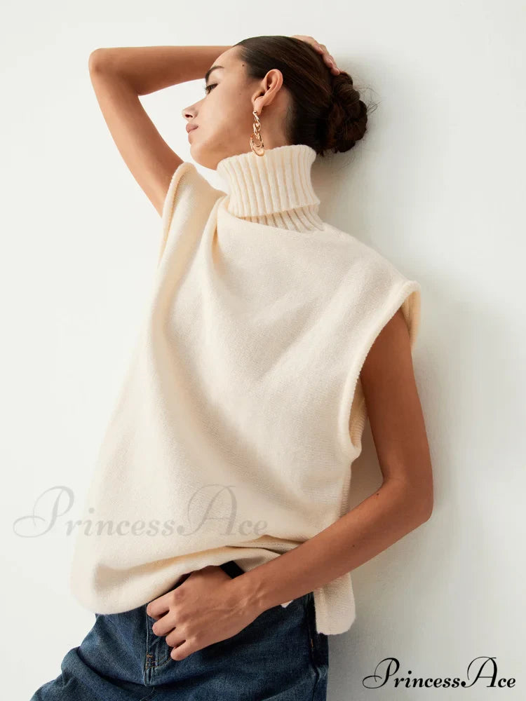 Cream Turtleneck Graceful Sweater Vest White / S Sweaters-L