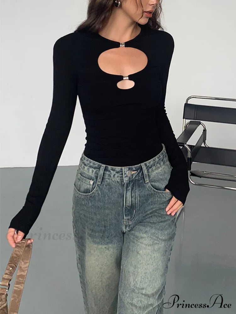 Double Keyholes Graceful Long Sleeve Top Black / Xs T-Shirts