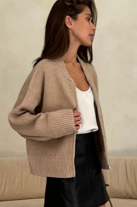 Pleated Knit O Neck Zipper Cardigan