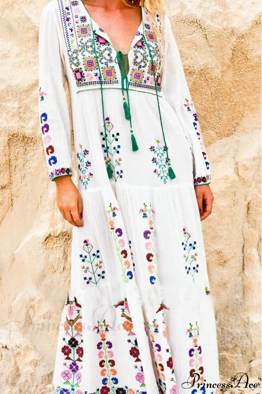 Embroidery Floral Long-sleeved Gypsy Maxi Boho Dress