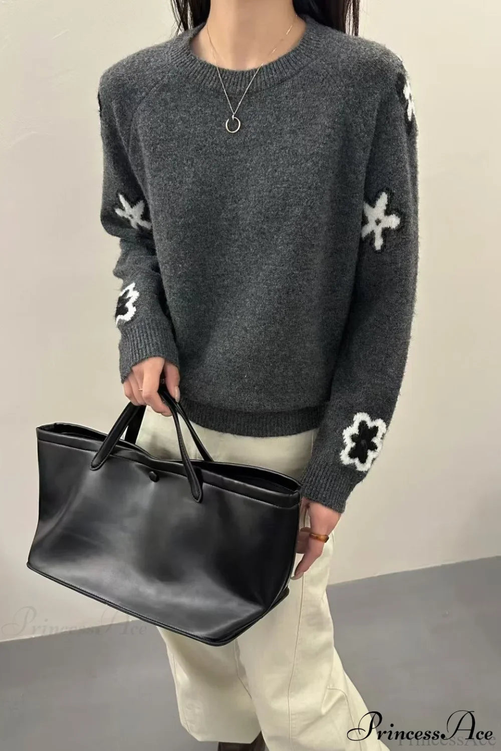 Gray Floral Pattern Slim-Fit Loose Pullover Sweater