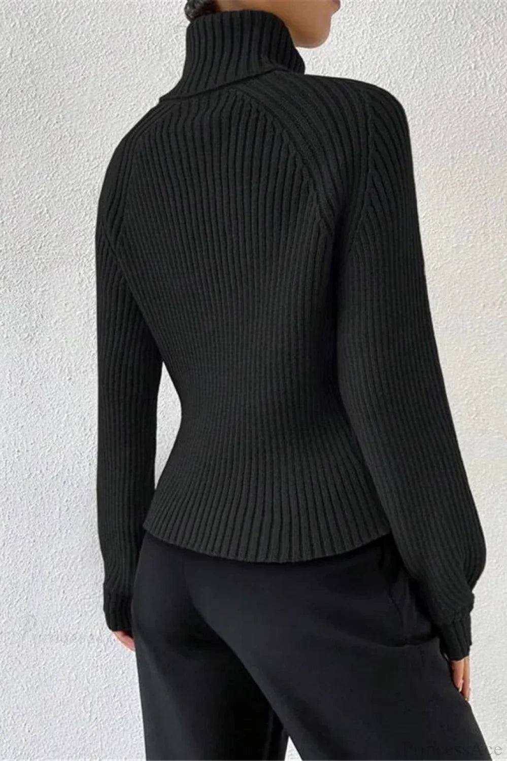 Loose Turtleneck Raglan Sleeve Sweater