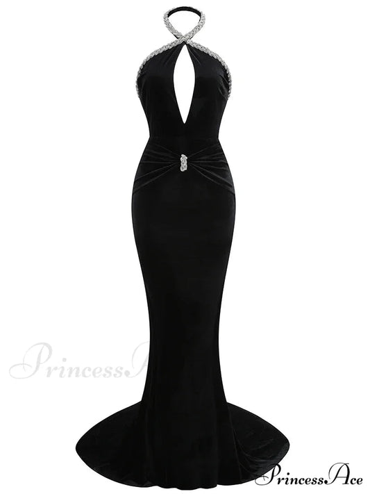 Sexy Halter Neck Diamonds Chain Hollow Out Black Velvet Sleeveless Christmas Party Dress