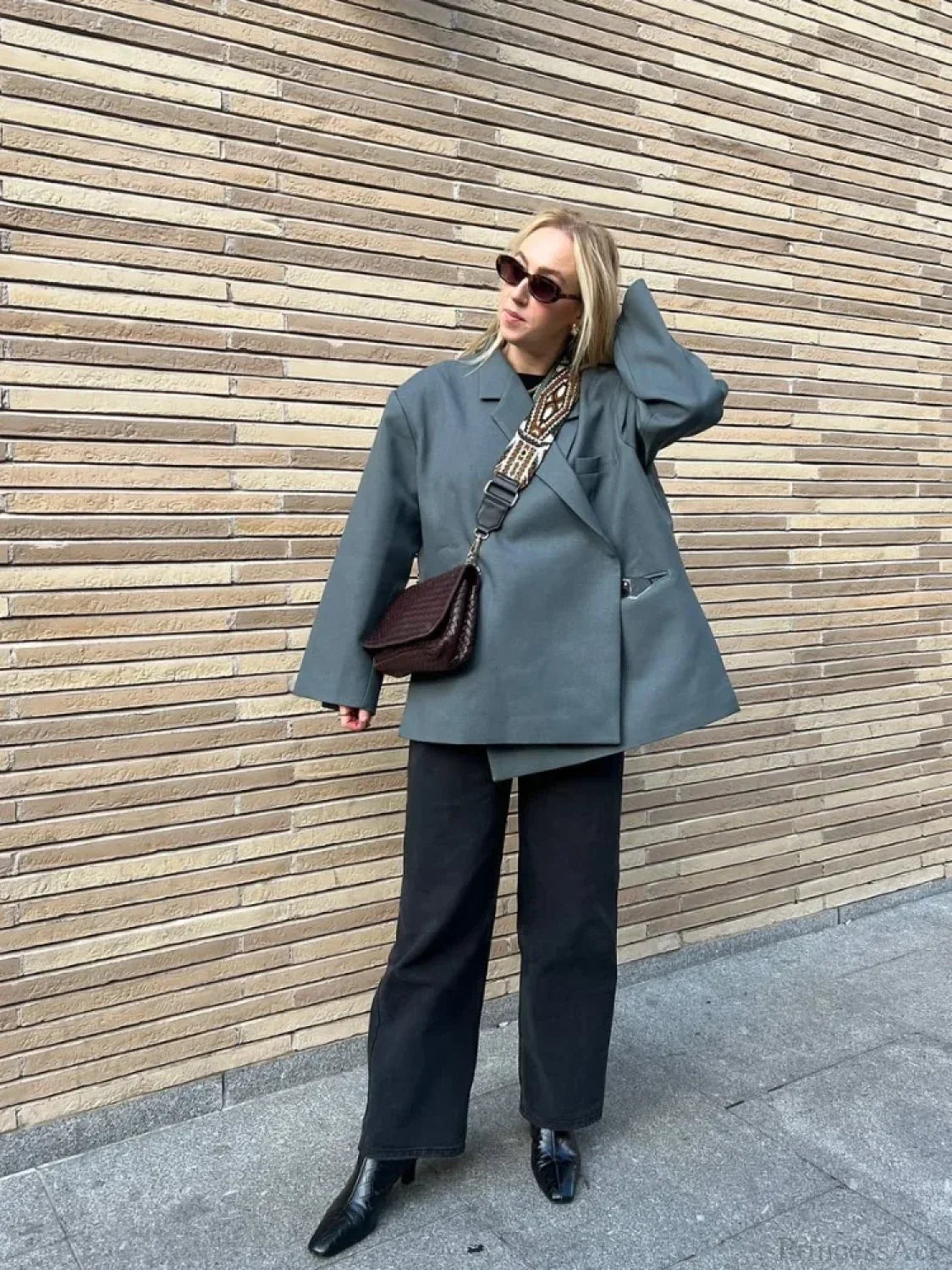 Side Split Suit Coat