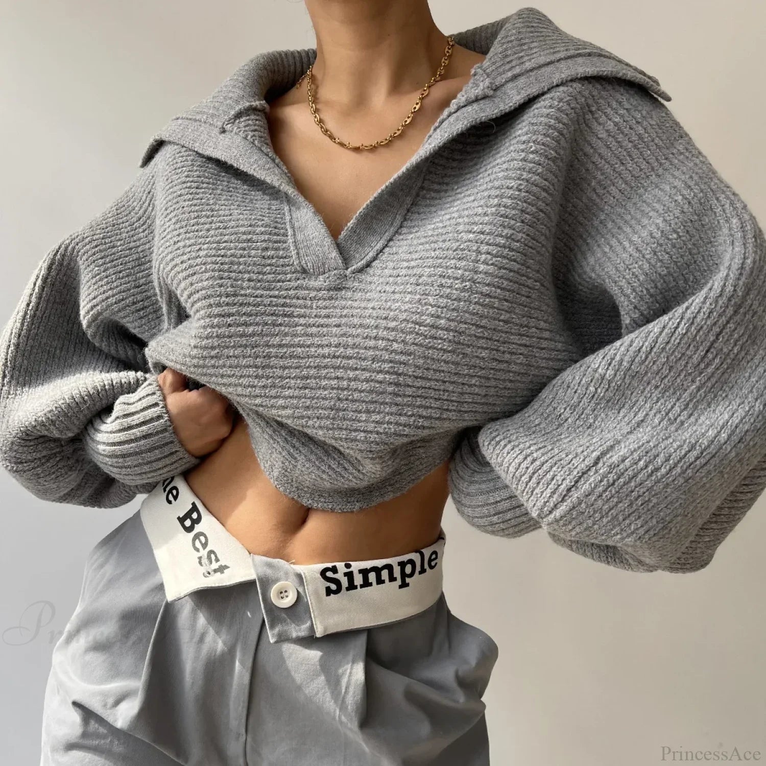 V-neck Warm White Sweater Gray / S
